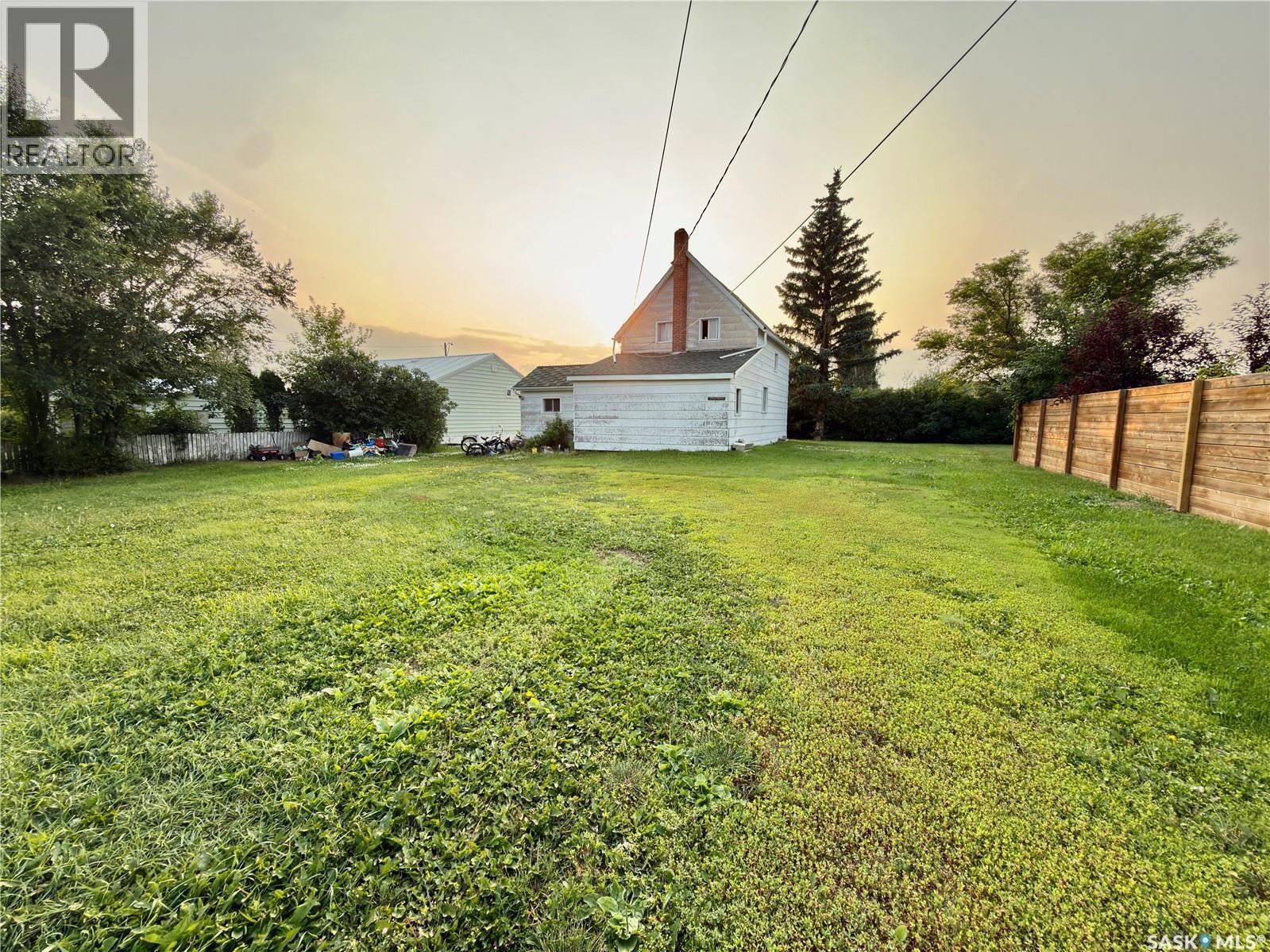 313 Grant Avenue Property Photo 3