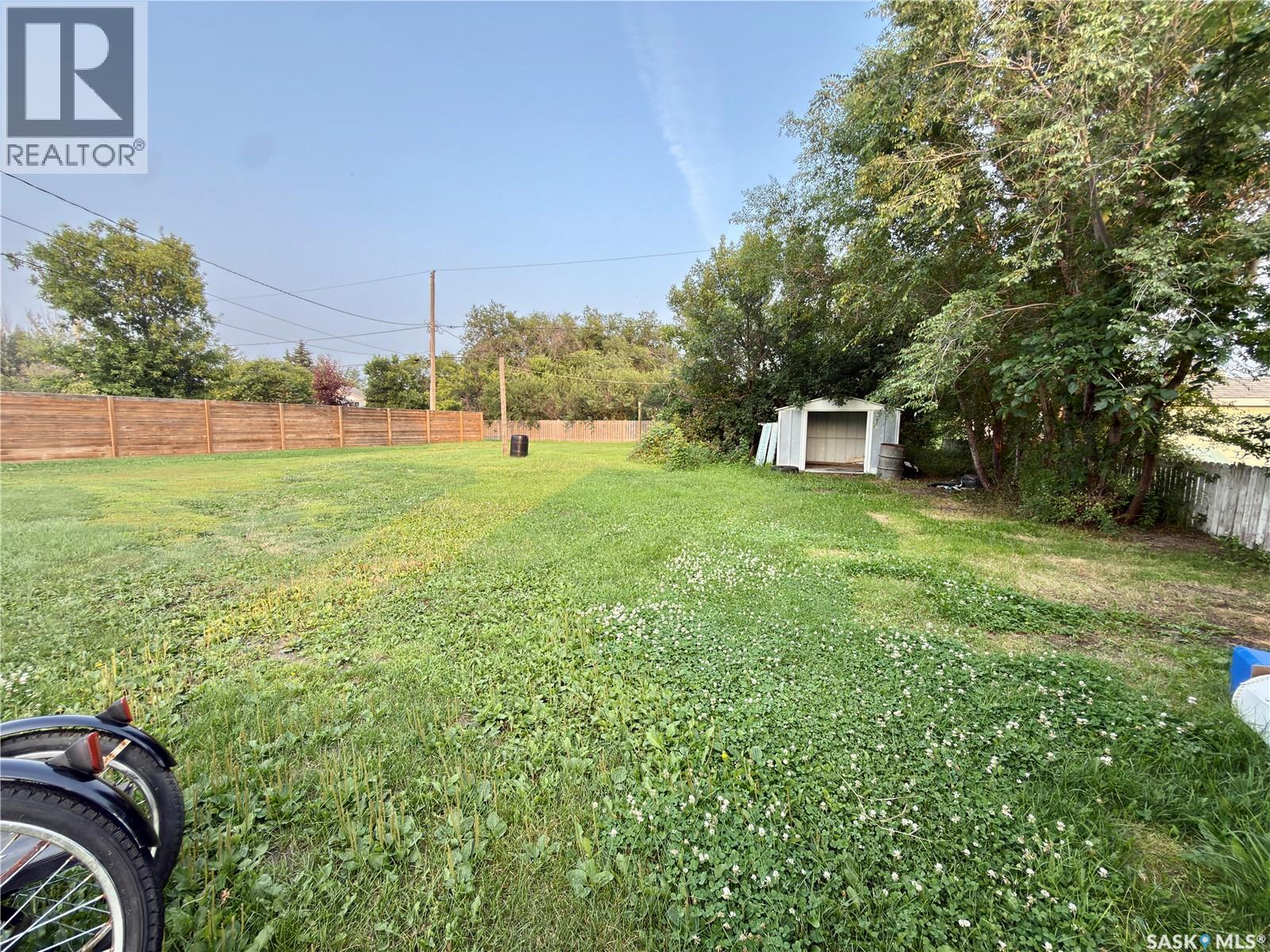 313 Grant Avenue Property Photo 5