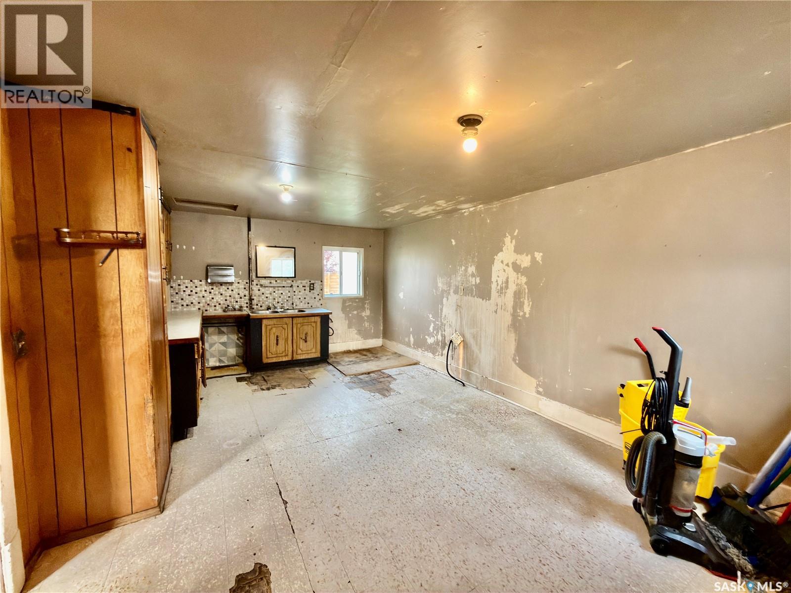 313 Grant Avenue Property Photo 10