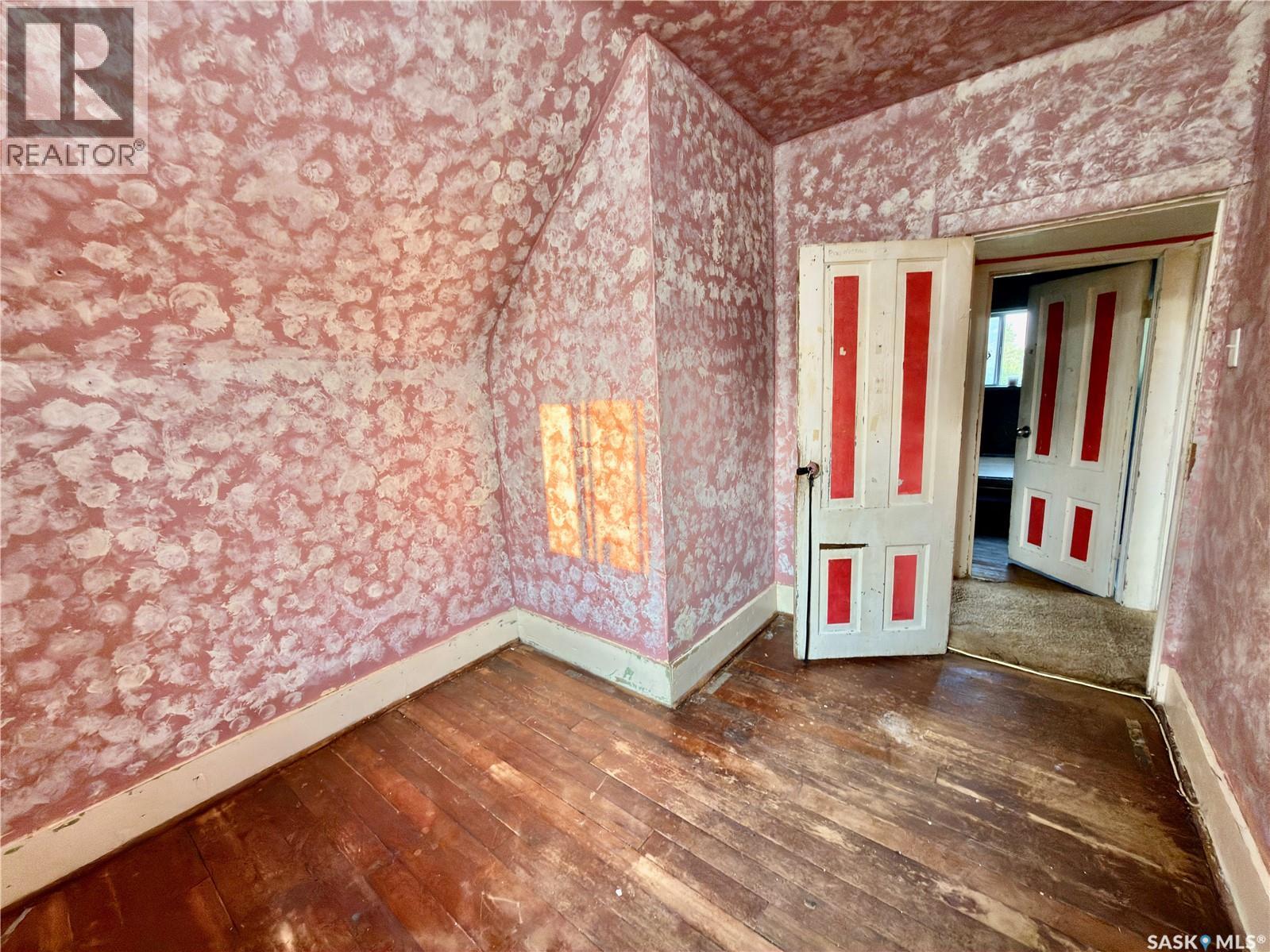 313 Grant Avenue Property Photo 16
