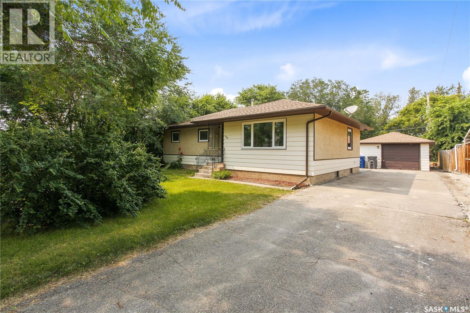 208 Edwards Street Property Photo 1