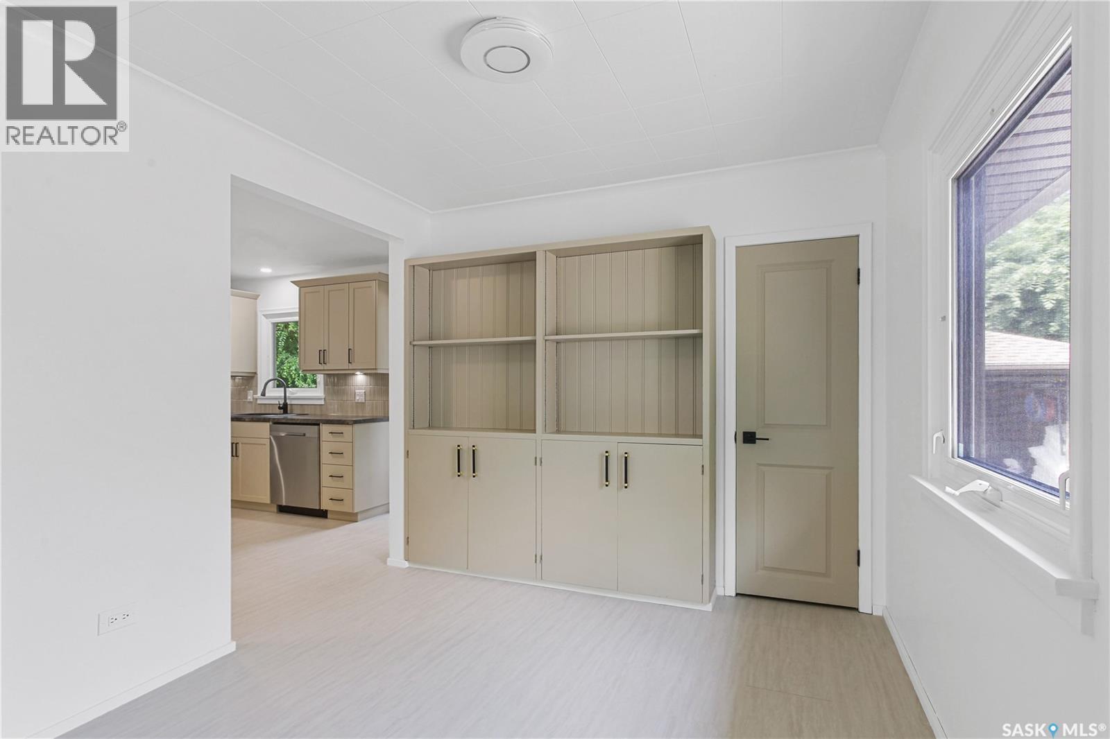 208 Edwards Street Property Photo 10