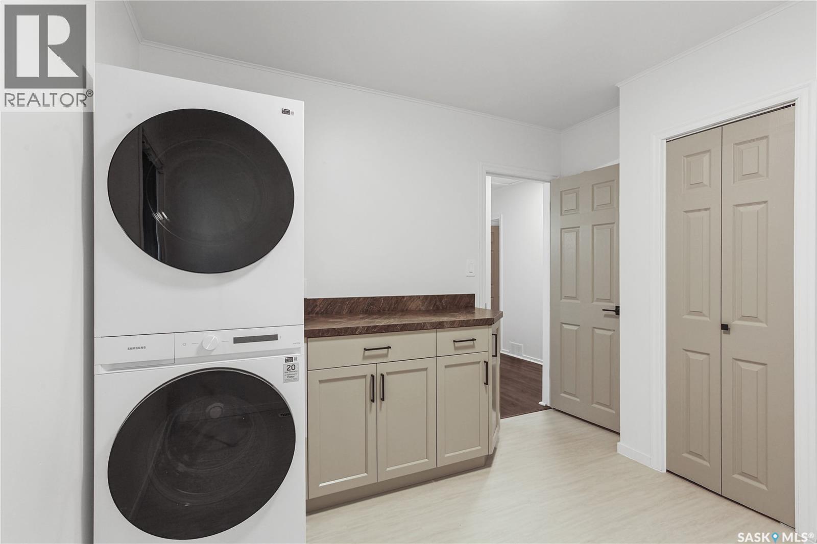 208 Edwards Street Property Photo 18