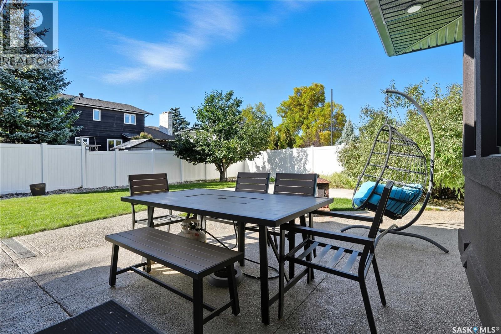 34 Leslie Place Property Photo 40