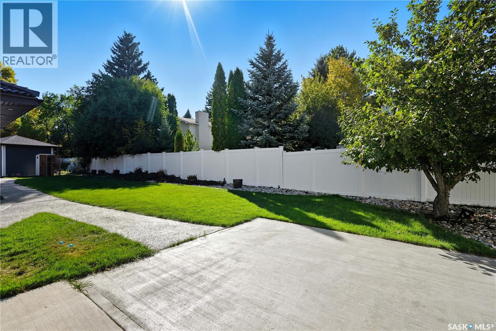 34 Leslie Place Property Photo 42