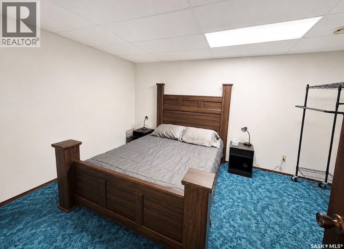 105 5th Avenue Property Photo 21