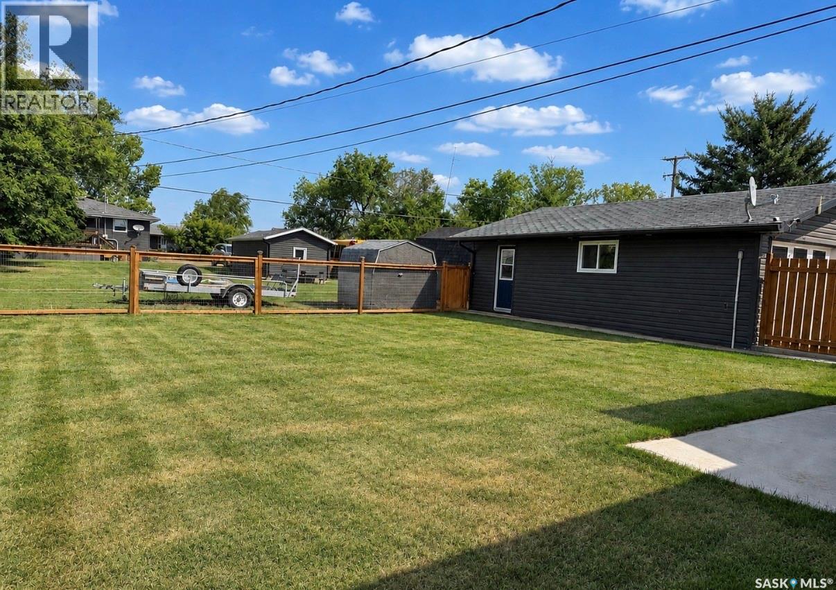 105 5th Avenue Property Photo 27