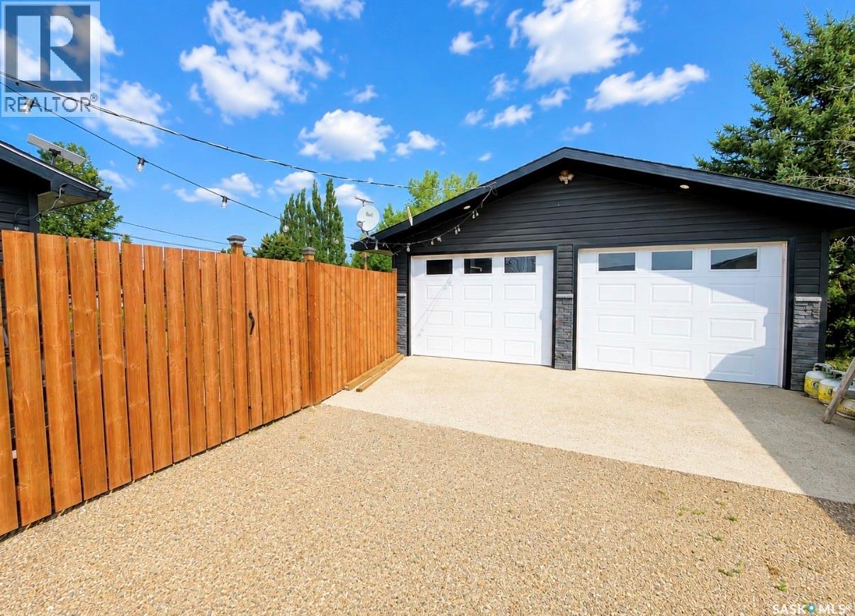 105 5th Avenue Property Photo 29