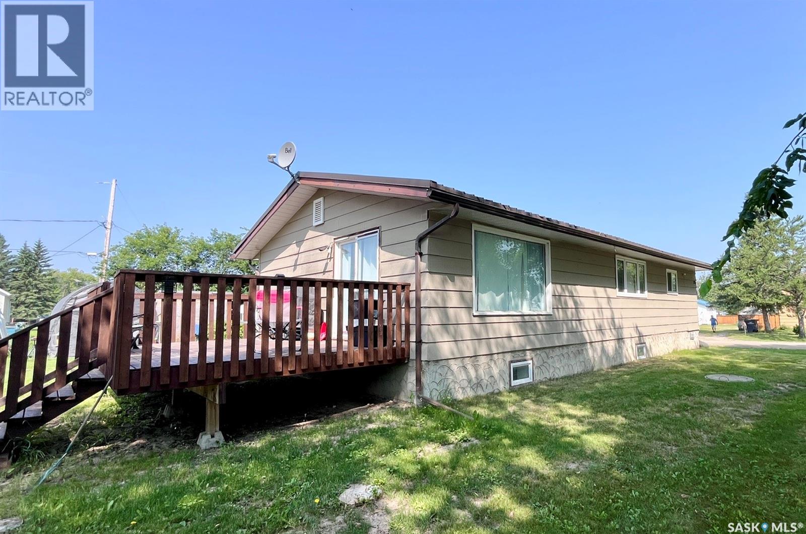 120 Hanson Lake Road N Property Photo 1
