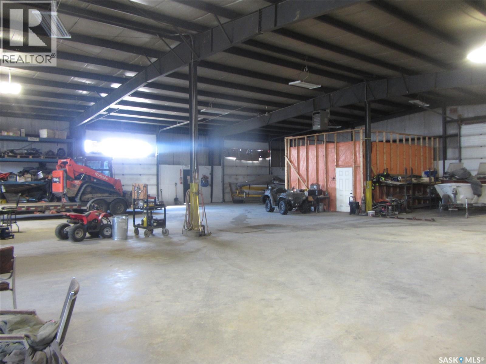 501 9th Street N Property Photo 4
