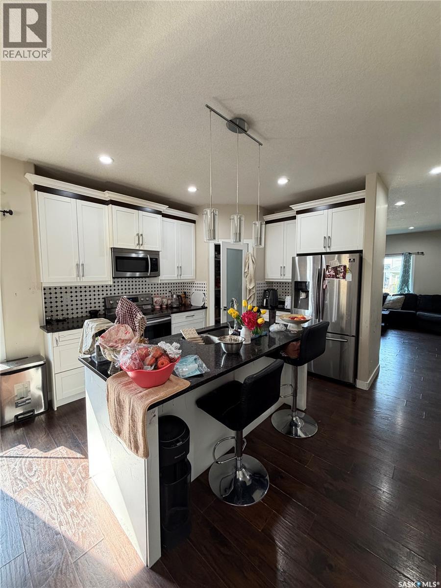 418 Ells Way Property Photo 5