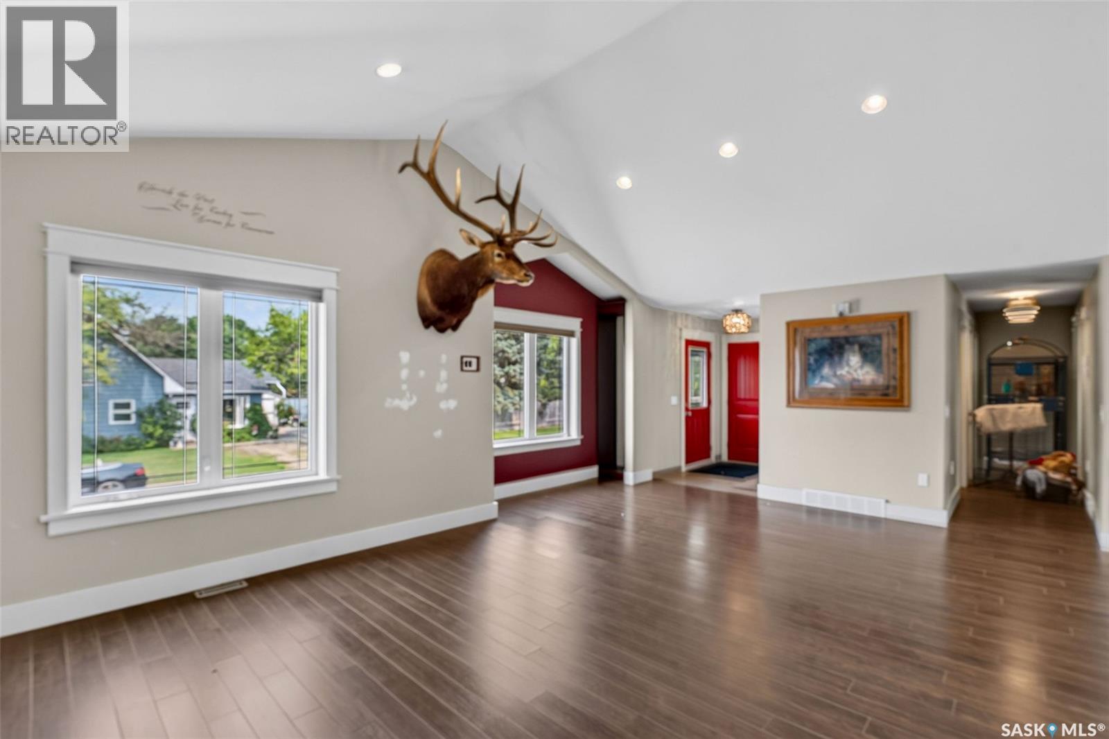 140 10th Street Property Photo 9