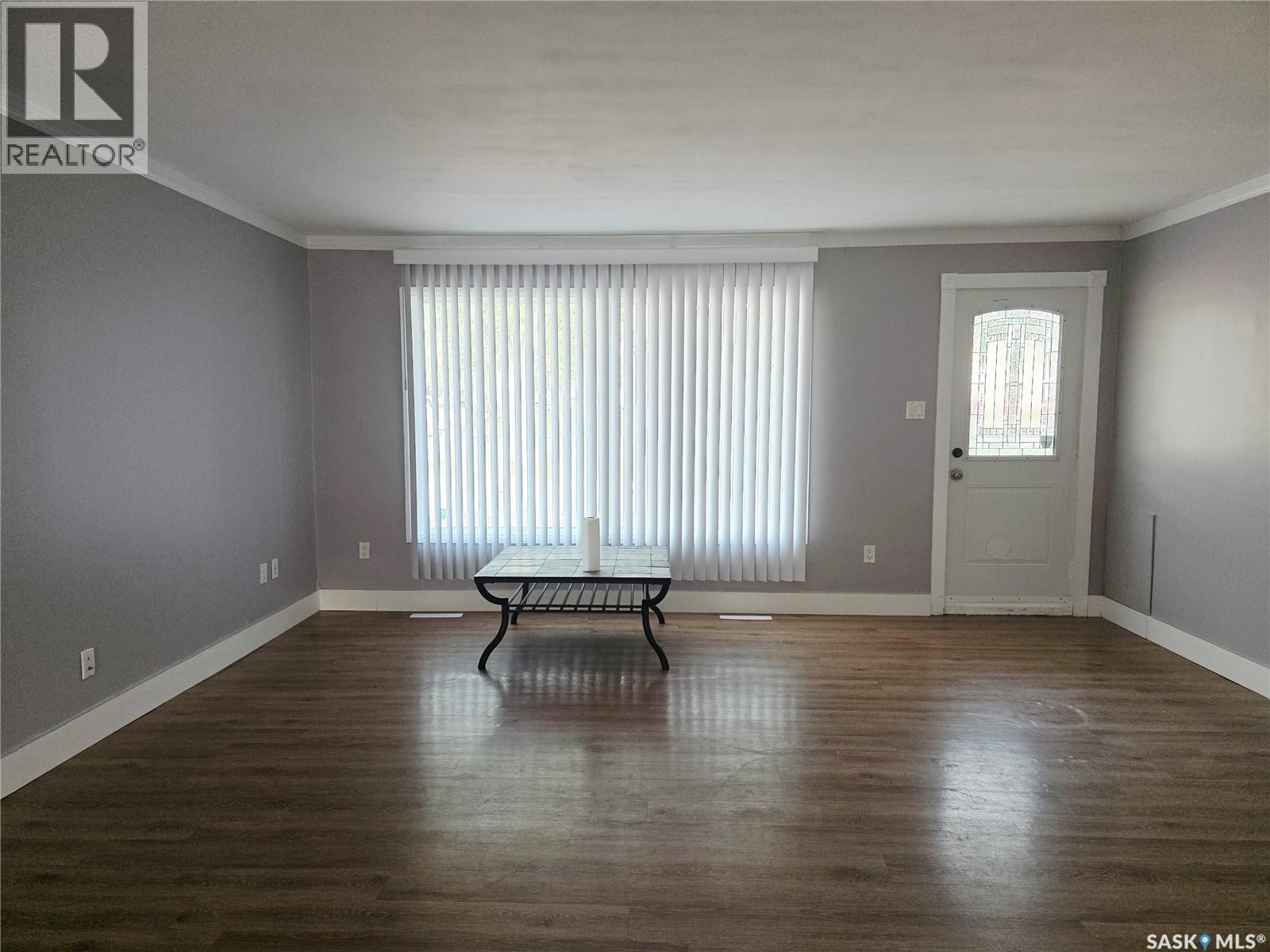 333 Elphinstone Street Property Photo 2