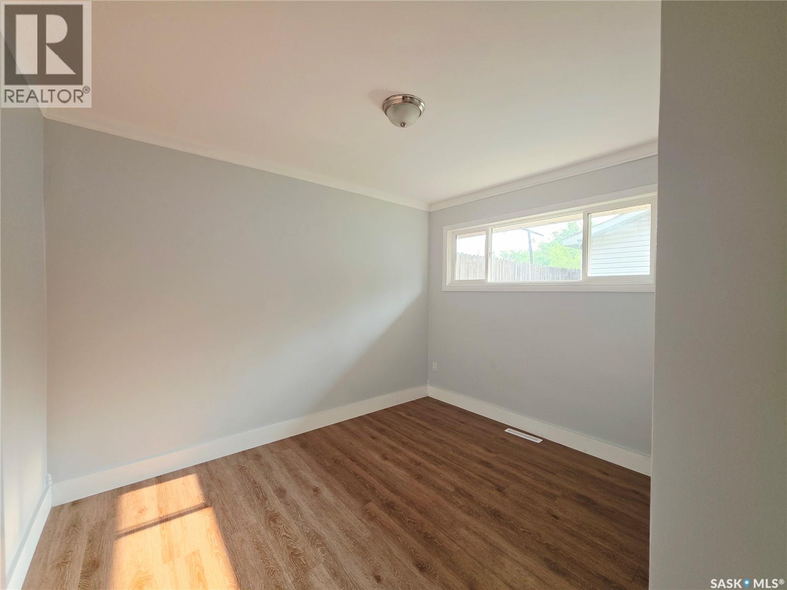333 Elphinstone Street Property Photo 13