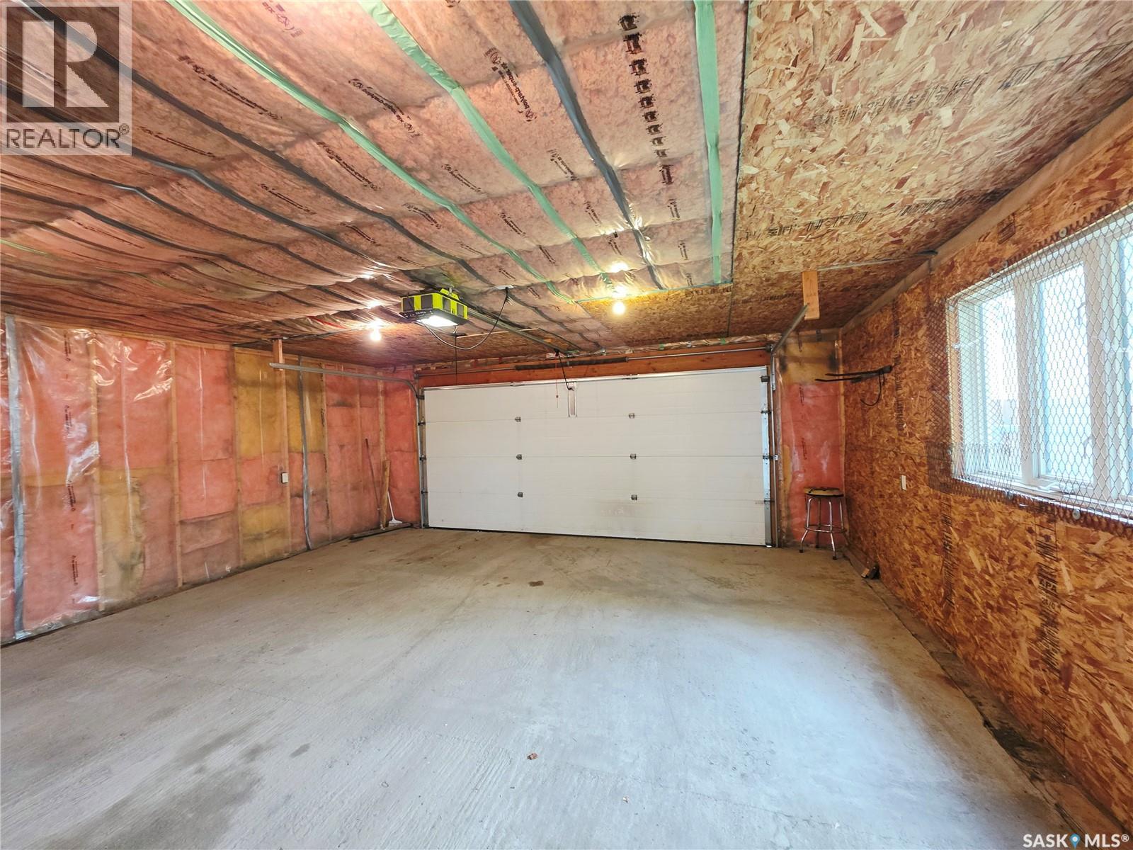 333 Elphinstone Street Property Photo 24