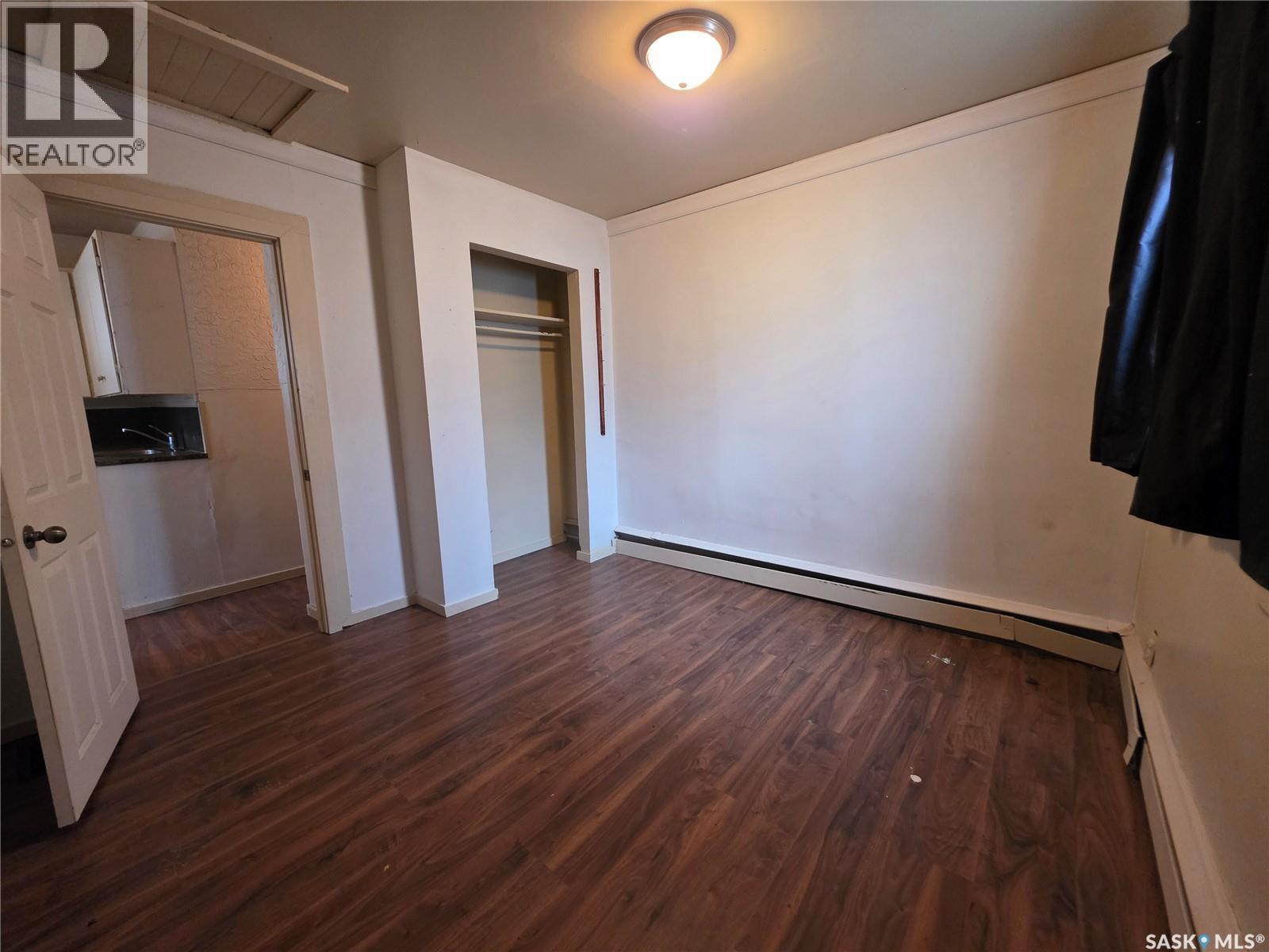 927 North Railway Street E Property Photo 9
