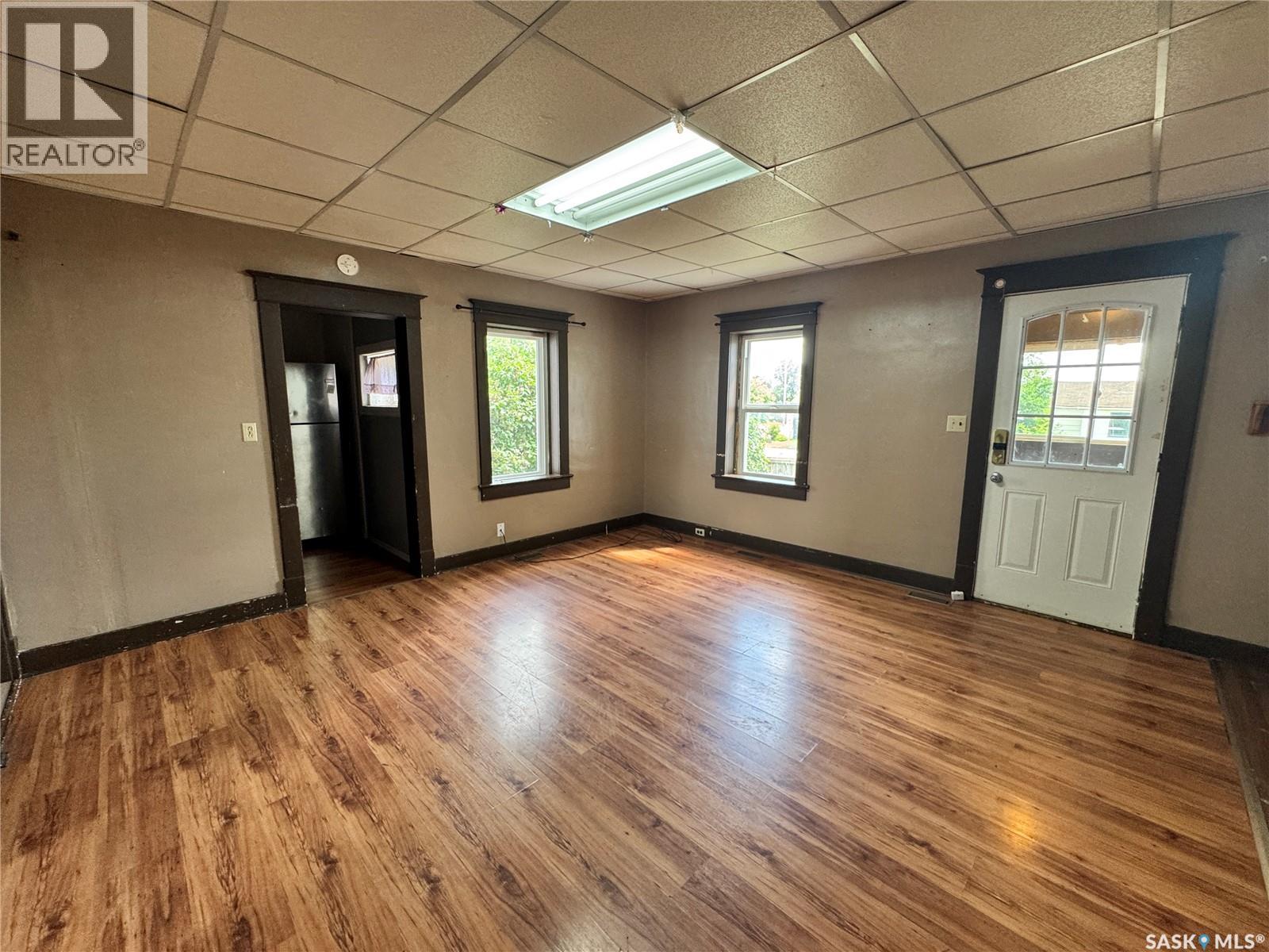 303 4th Avenue W Property Photo 5