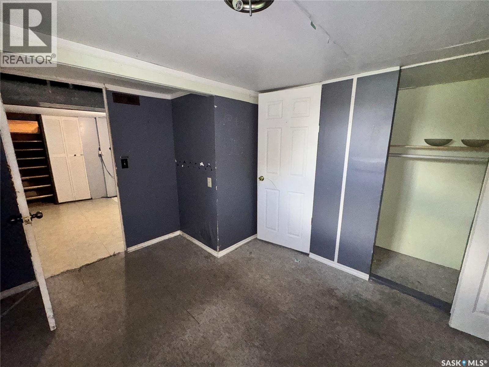 303 4th Avenue W Property Photo 21