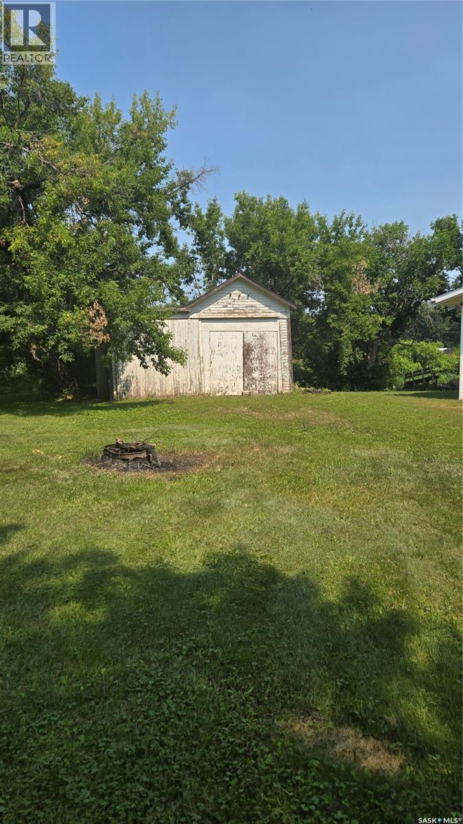 309 Maple Street Property Photo 2