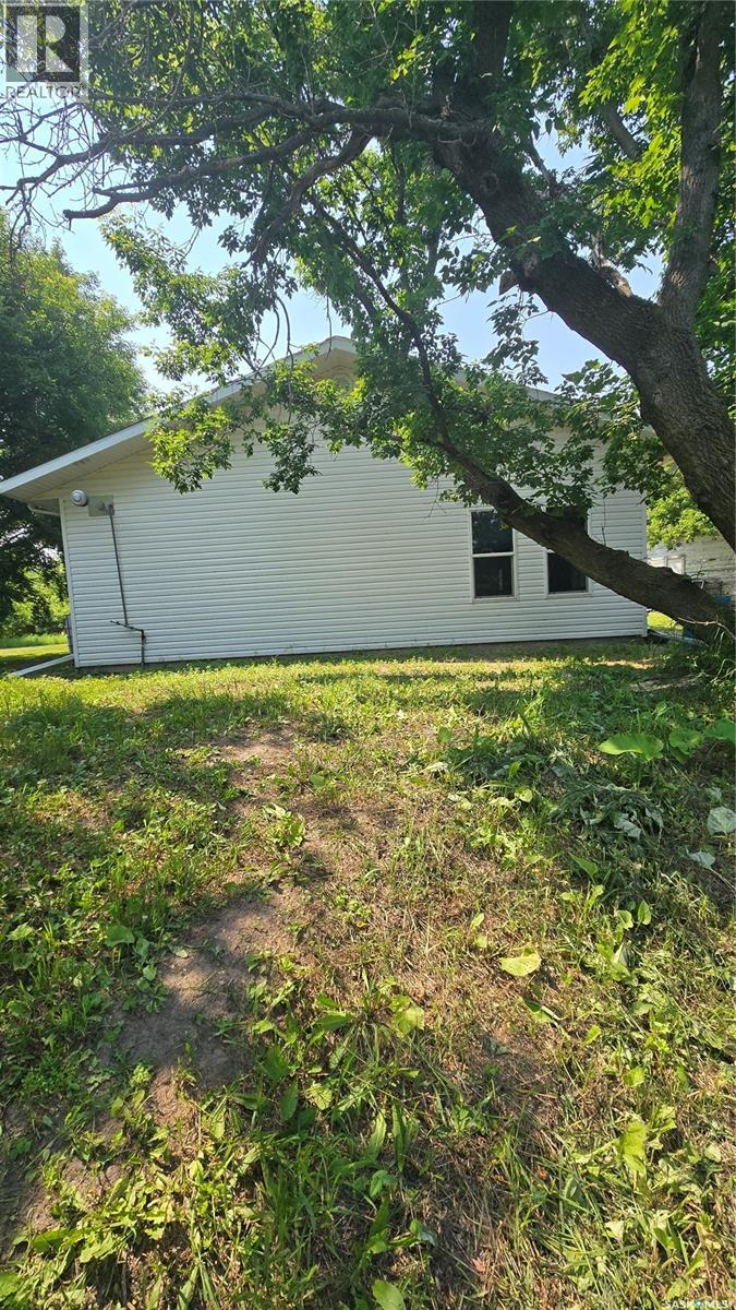 309 Maple Street Property Photo 5