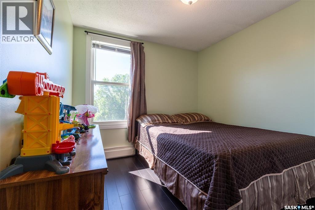 302 34 Nollet Avenue Property Photo 7