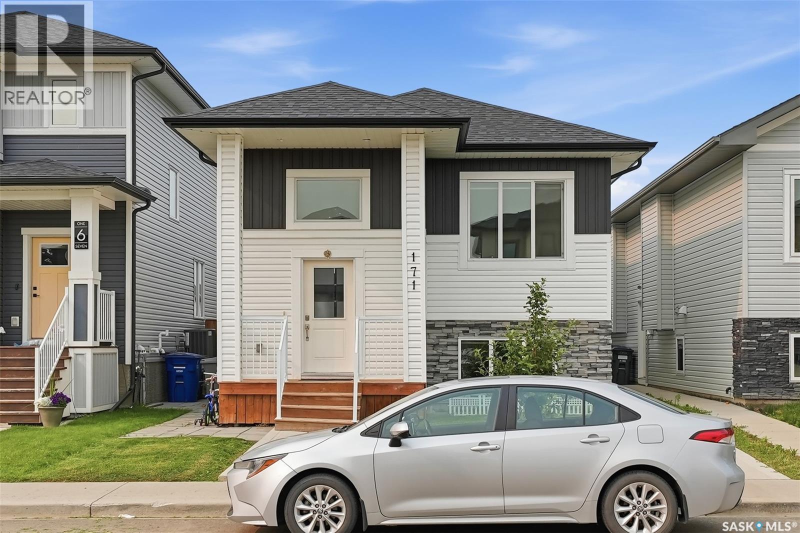 171 Thakur Street Property Photo 3