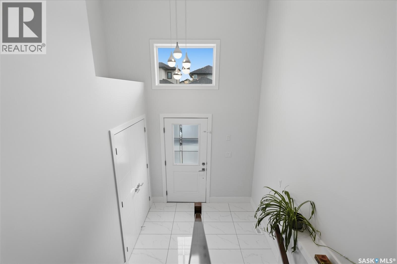 171 Thakur Street Property Photo 5