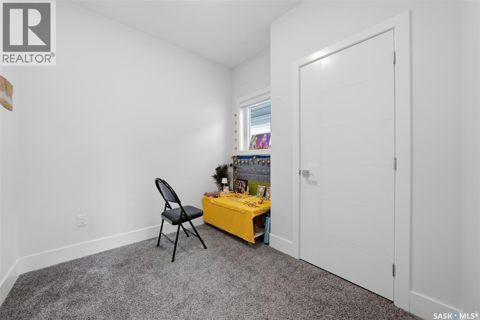 171 Thakur Street Property Photo 22