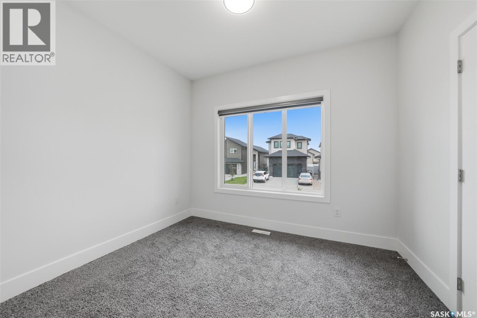 171 Thakur Street Property Photo 24