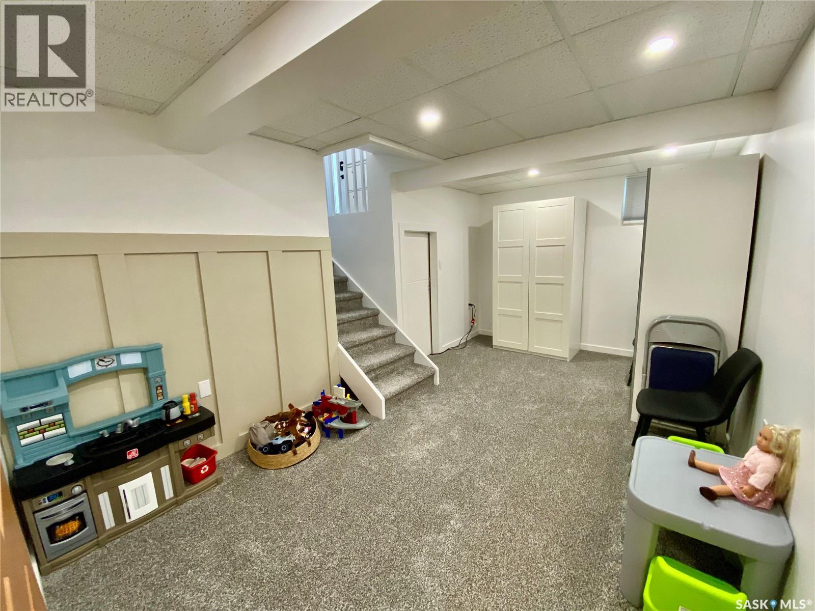 837 Prospect Avenue Property Photo 21