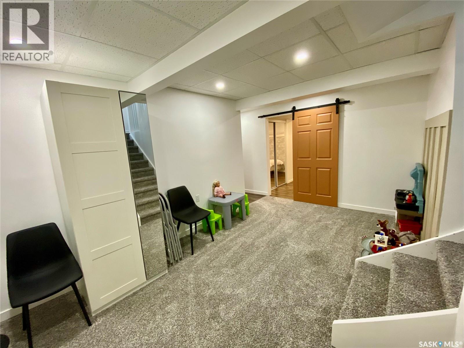 837 Prospect Avenue Property Photo 22