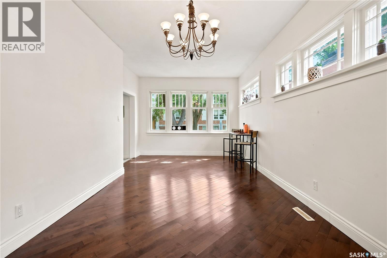 2038 Toronto Street Property Photo 8