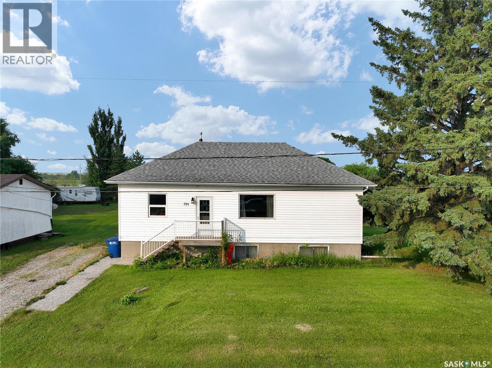 701 3rd Avenue Property Photo 1