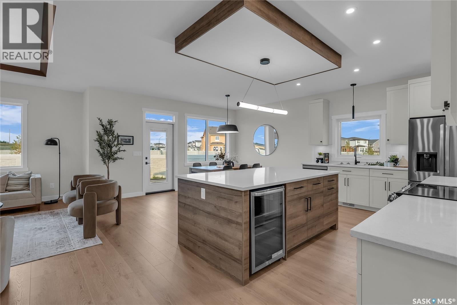 463 Traeger Close Property Photo 6