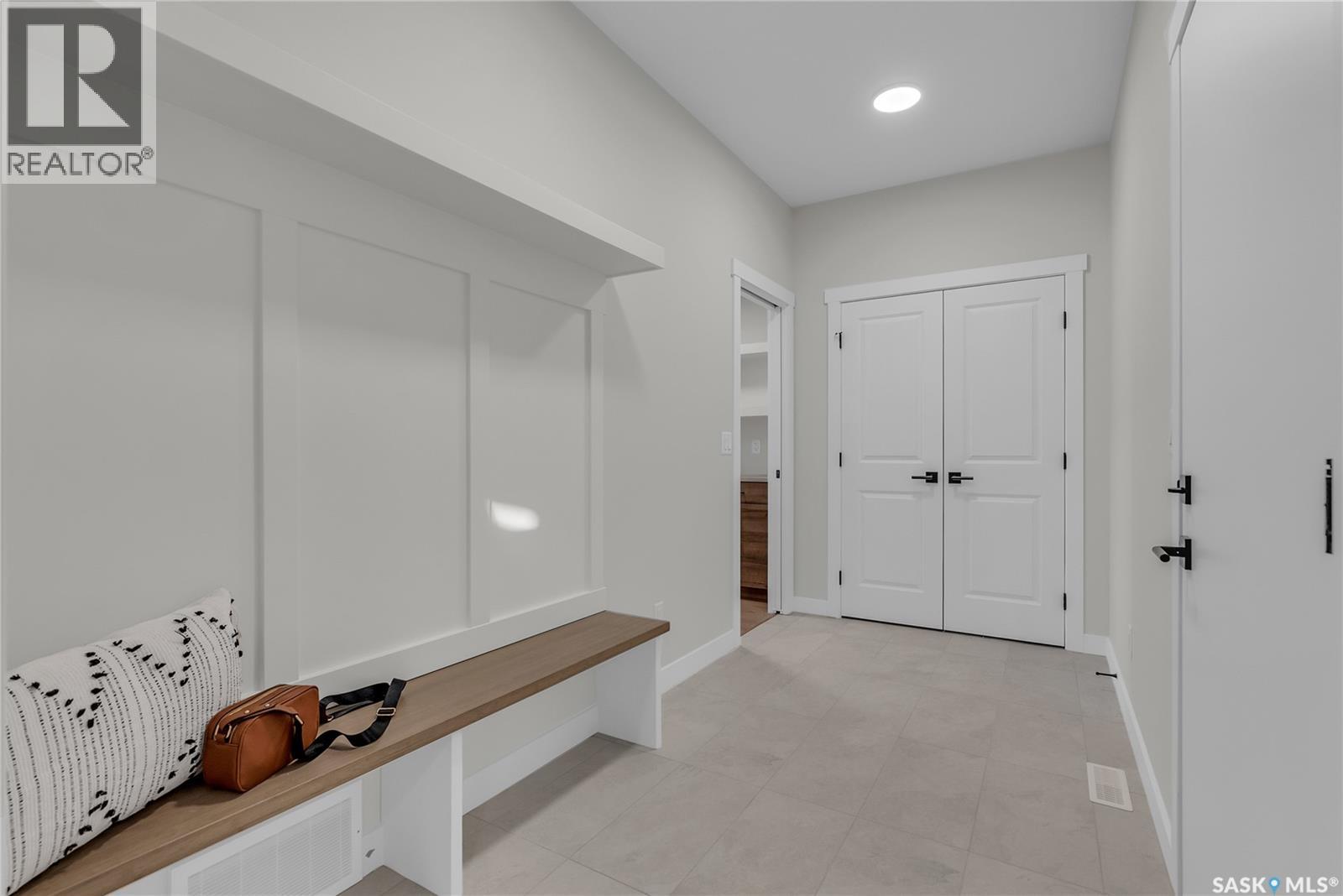 463 Traeger Close Property Photo 24