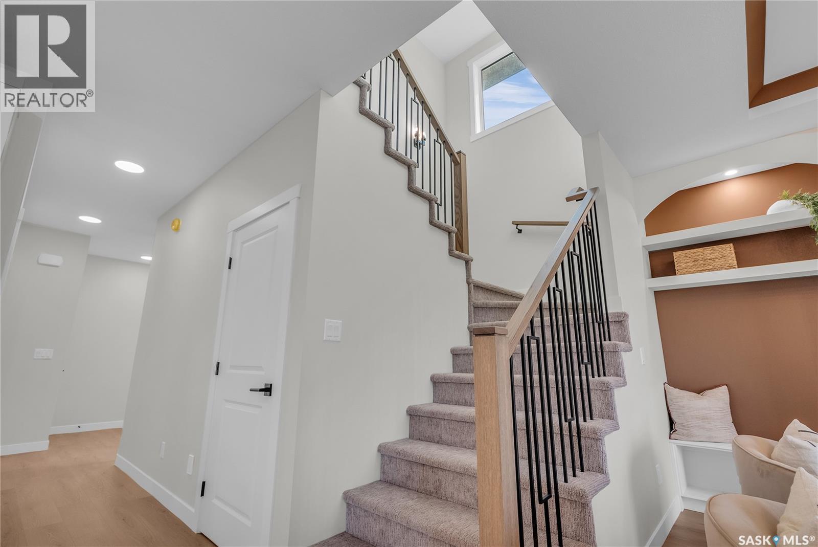 463 Traeger Close Property Photo 25