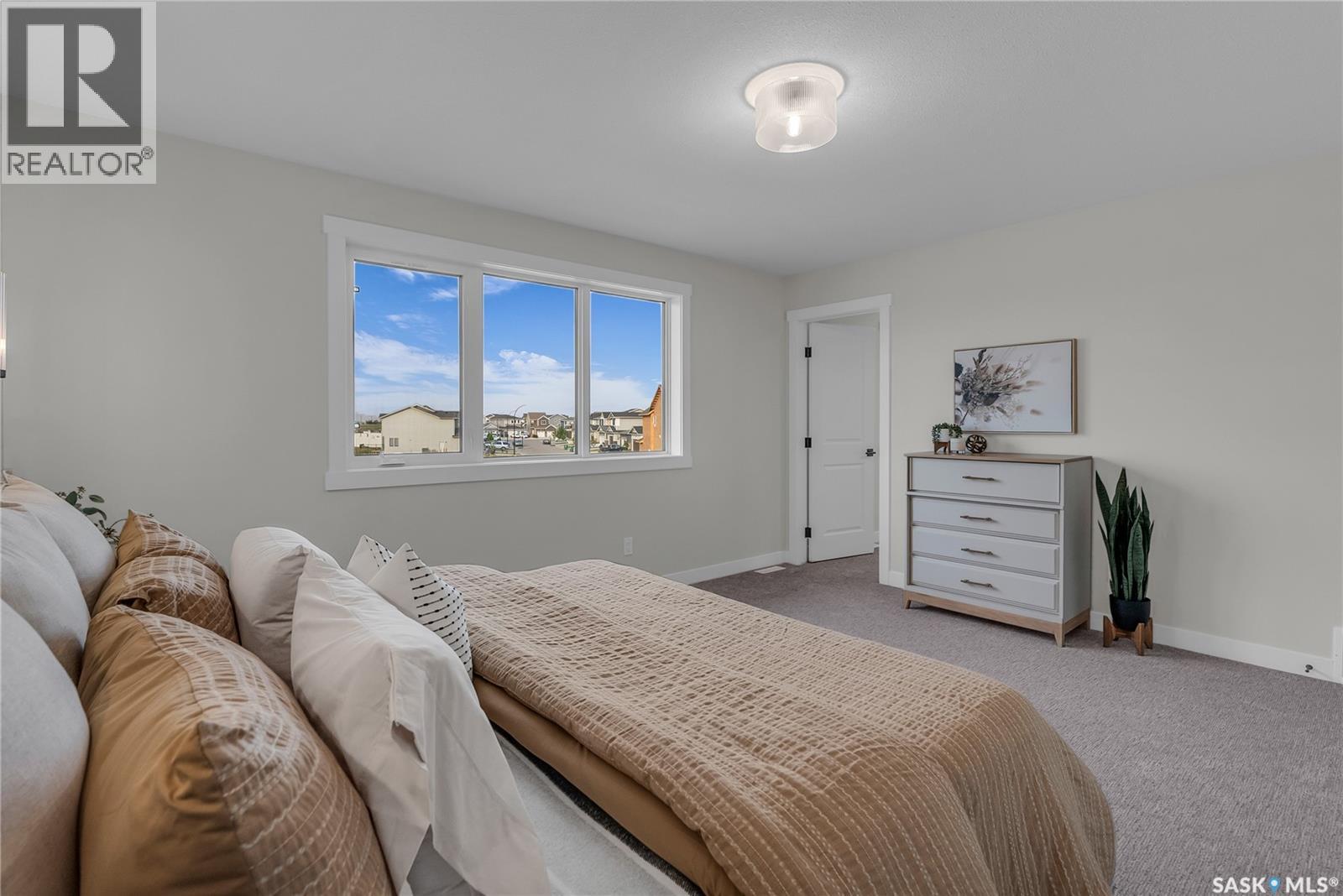 463 Traeger Close Property Photo 31