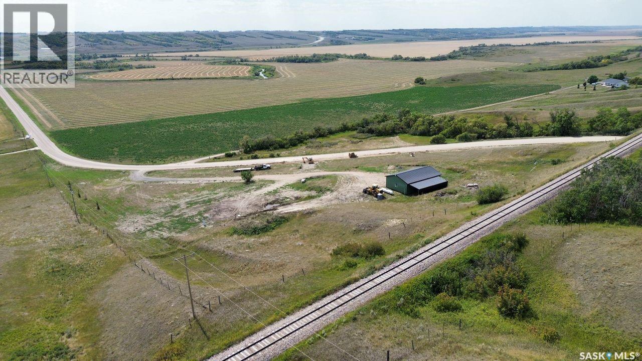 Lumsden Valley 2.5 Acres With Shop Property Photo 5