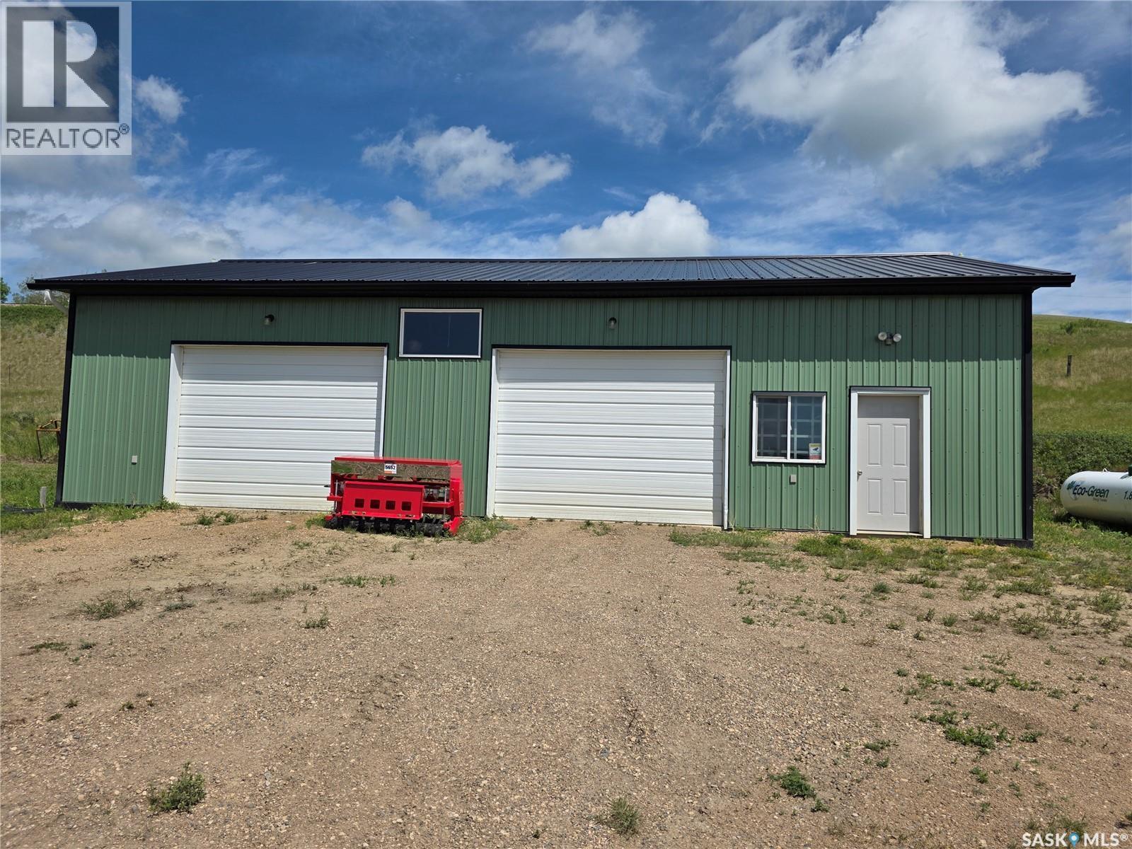 Lumsden Valley 2.5 Acres With Shop Property Photo 11