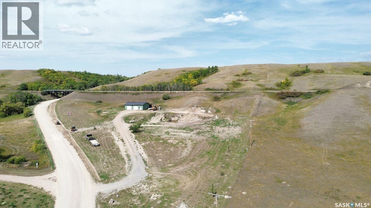 Lumsden Valley 2.5 Acres With Shop Property Photo 28
