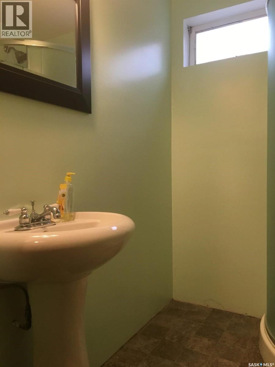 836 Peters Avenue Property Photo 14