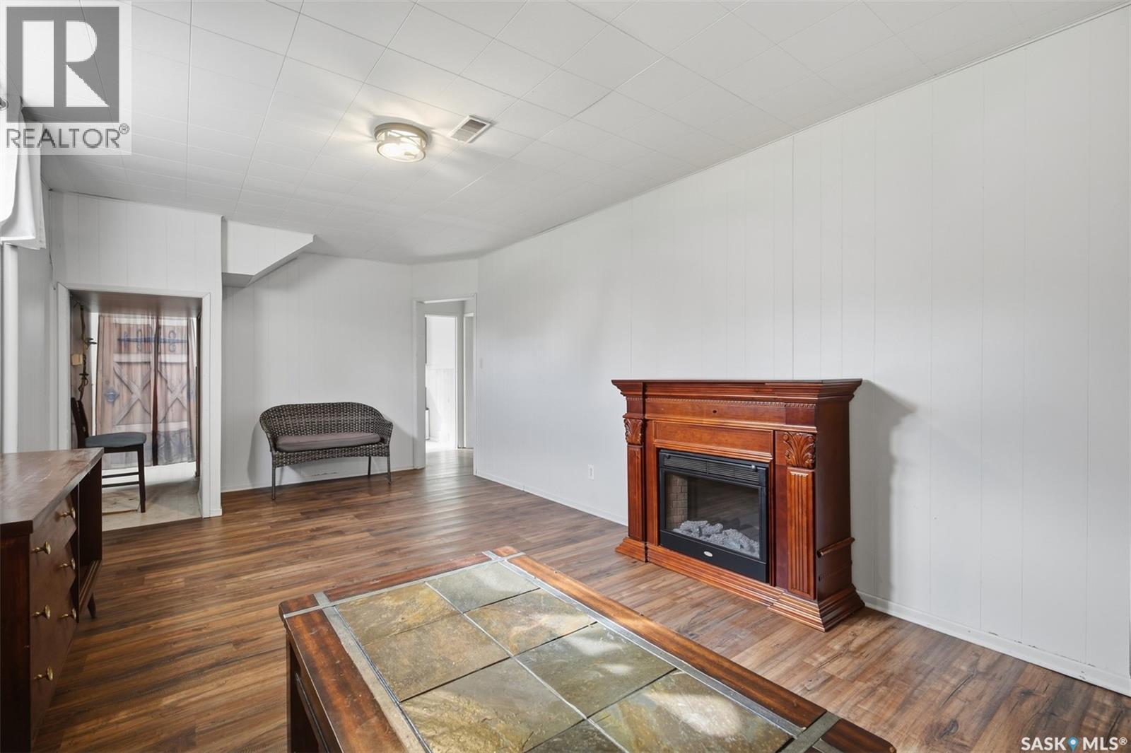 202 Princess Avenue W Property Photo 17