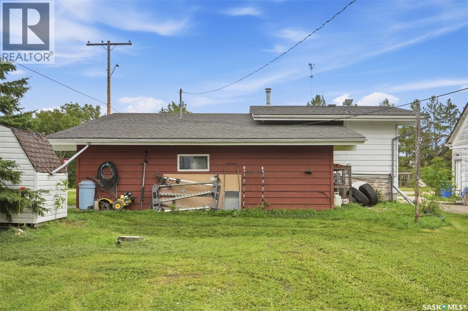 202 Princess Avenue W Property Photo 28