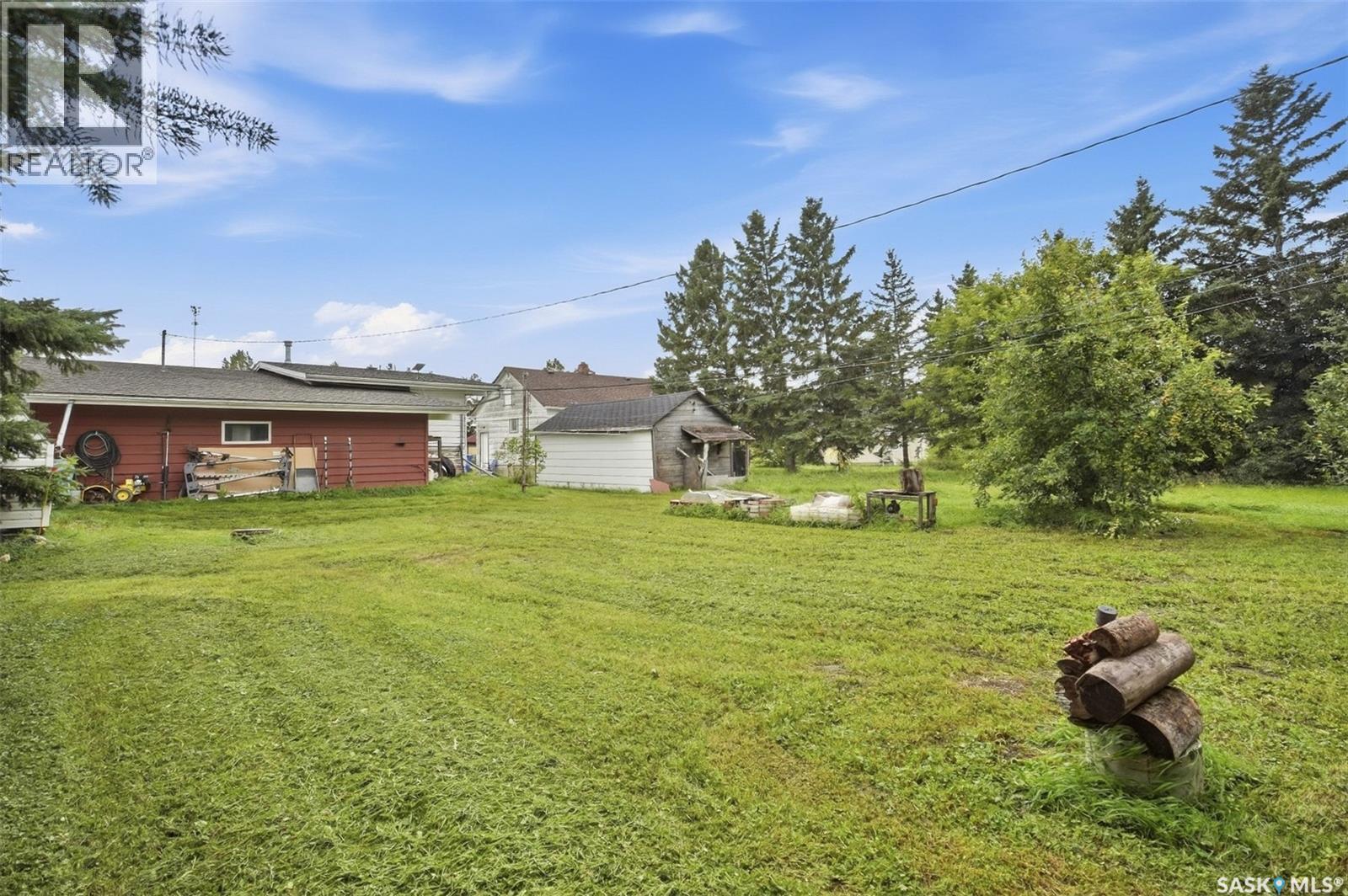 202 Princess Avenue W Property Photo 29