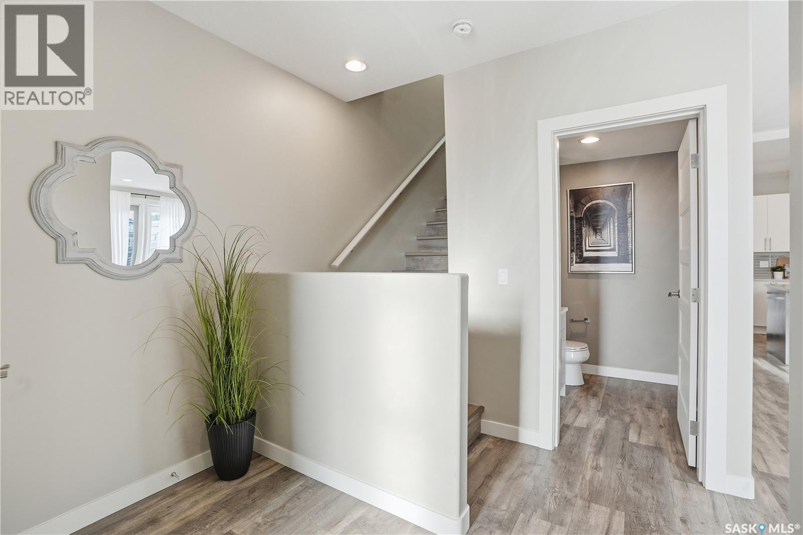 6 103 Willis Crescent Property Photo 15