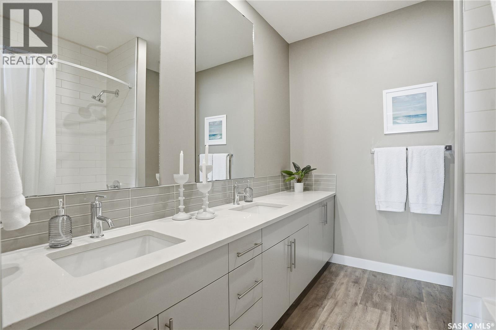 6 103 Willis Crescent Property Photo 25