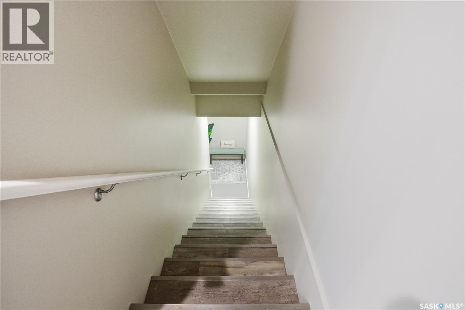 6 103 Willis Crescent Property Photo 29