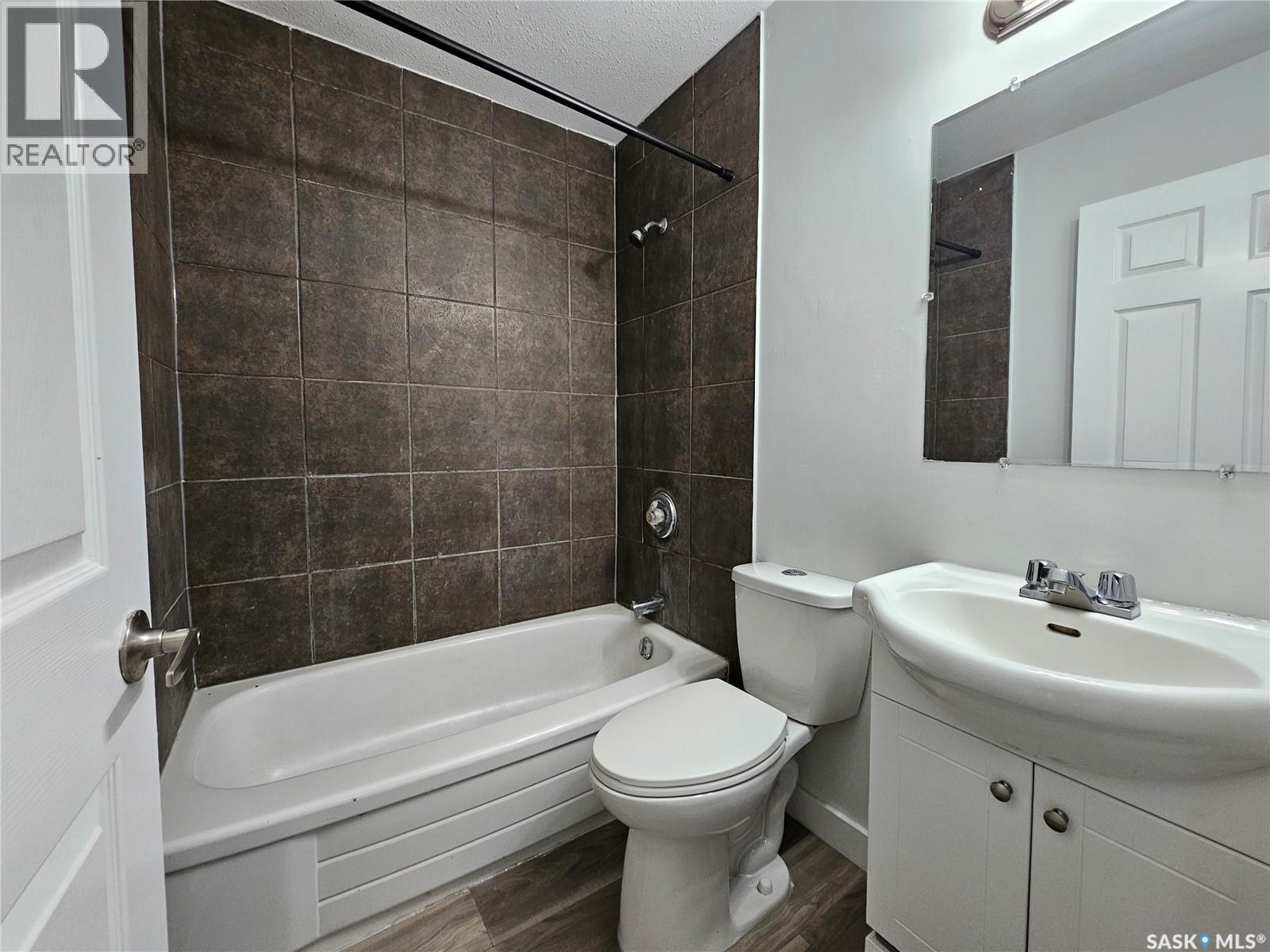8992 Panton Avenue Property Photo 5