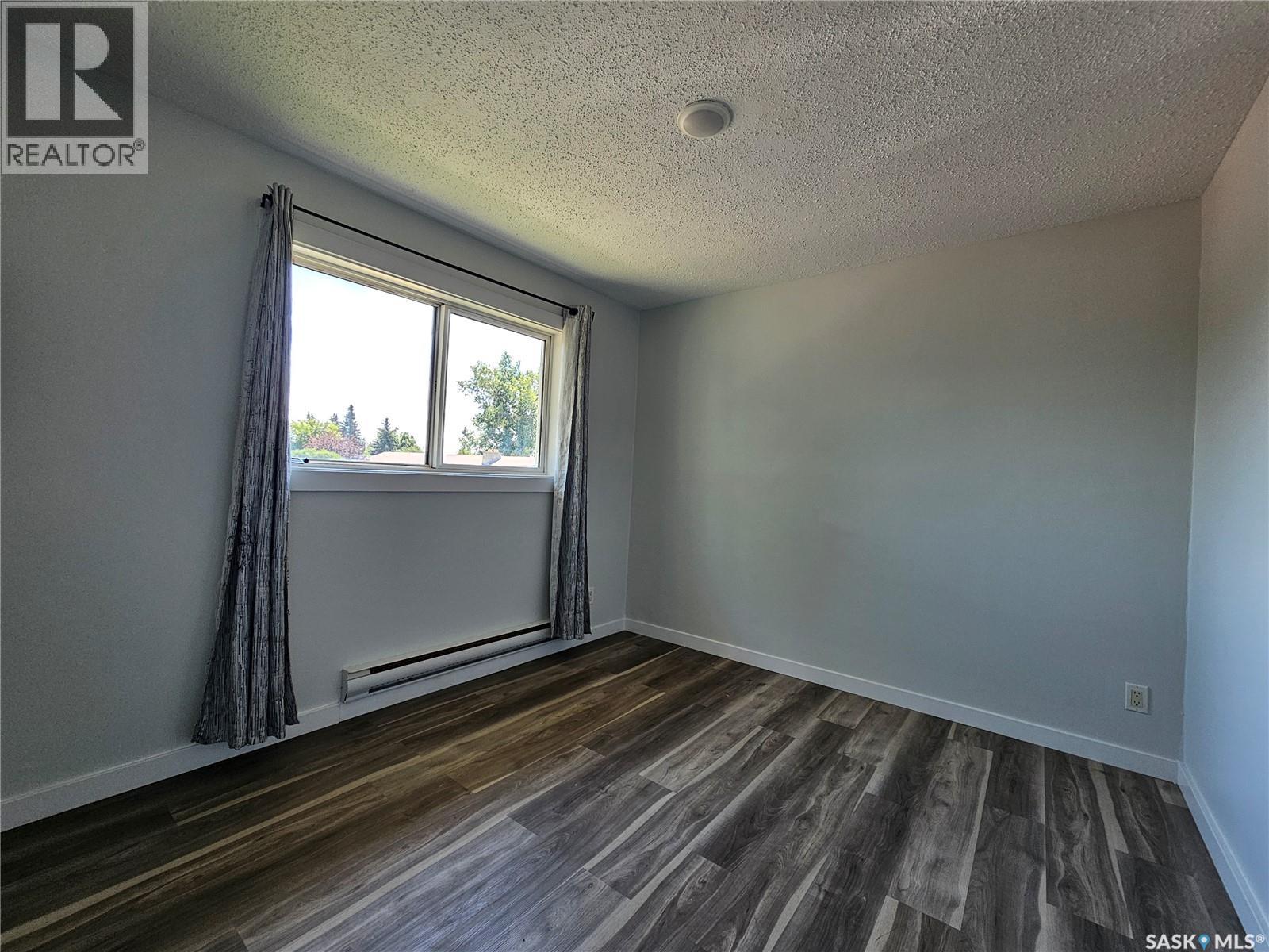 8992 Panton Avenue Property Photo 6