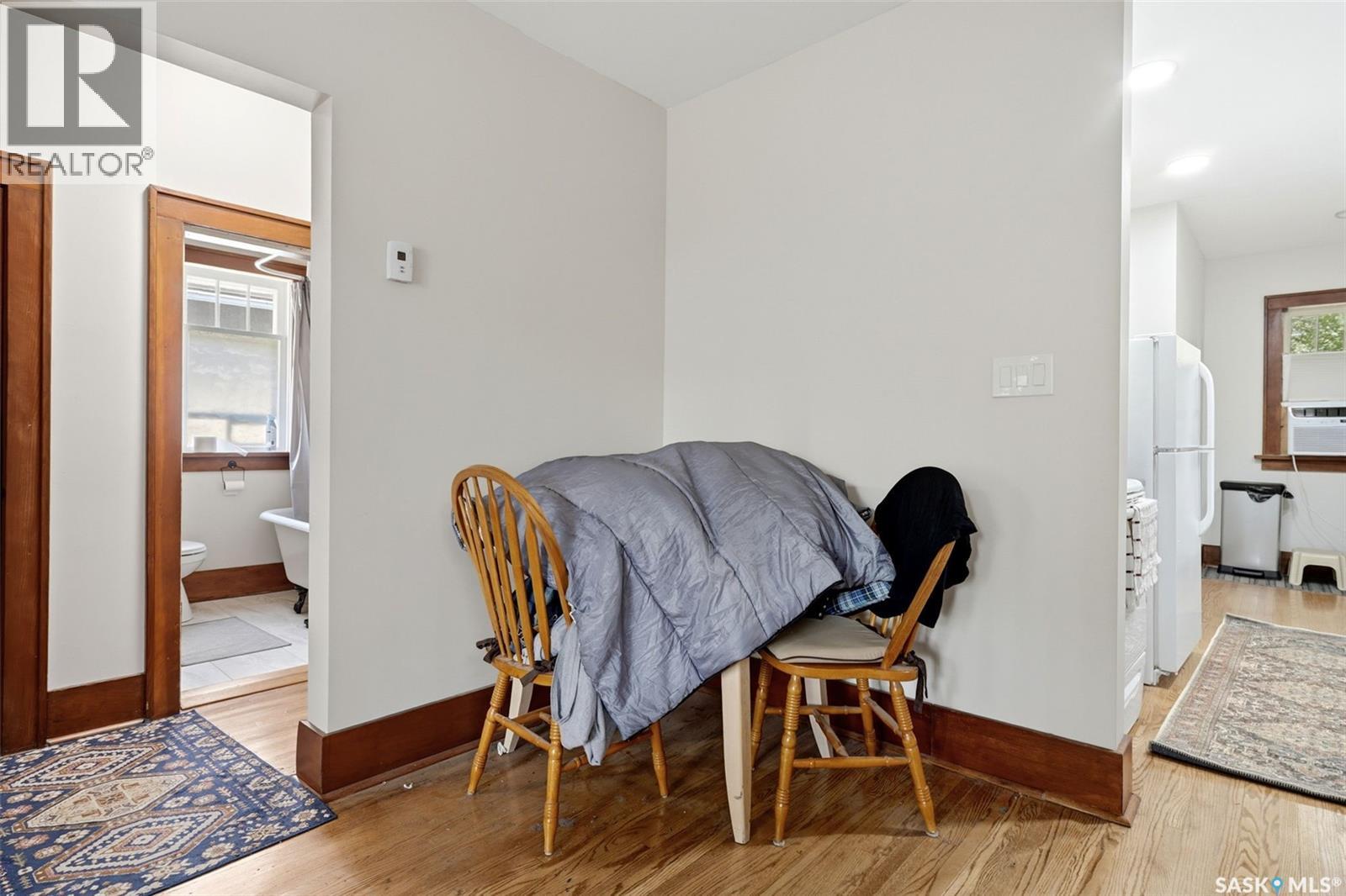 1555 Retallack Street Property Photo 8